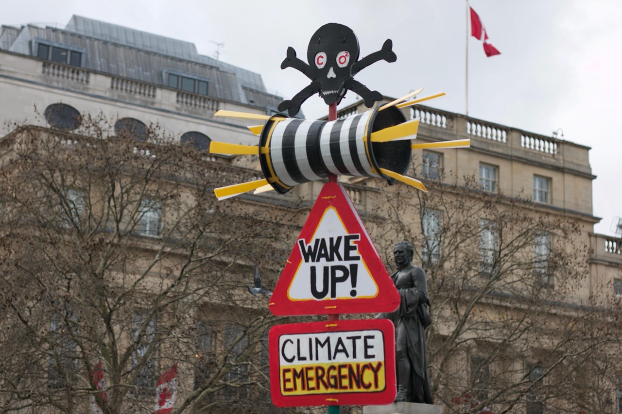 découvrez les enjeux cruciaux de l'urgence climatique et les actions indispensables pour préserver notre planète face aux changements globaux.