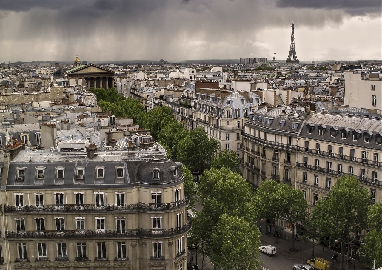 découvrez l'accord de paris, un traité international visant à lutter contre le changement climatique en limitant le réchauffement climatique à moins de 2°c par rapport aux niveaux préindustriels. explorez ses objectifs, ses enjeux et son impact sur les politiques environnementales mondiales.