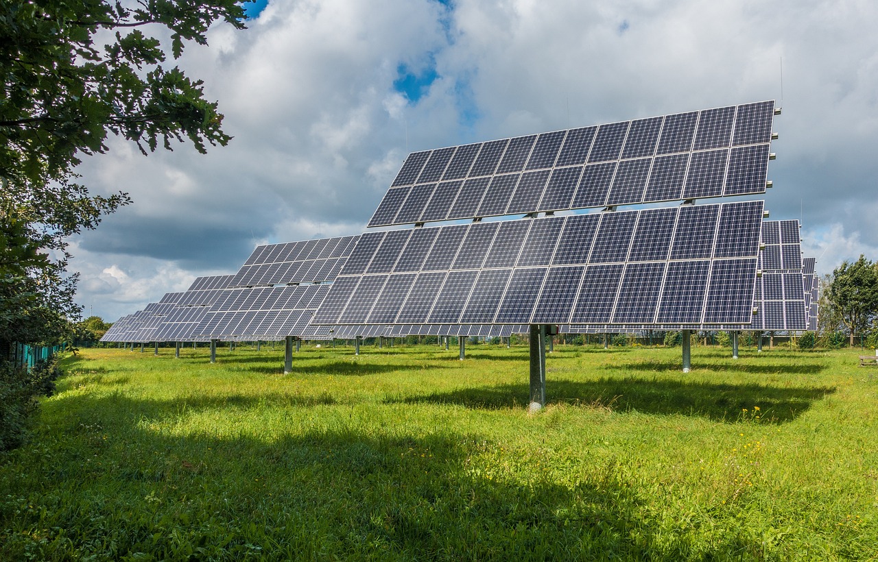 découvrez les énergies renouvelables, des solutions durables pour un avenir énergétique respectueux de l'environnement. explorez les différentes sources telles que l'éolien, le solaire, l'hydraulique et la biomasse, et apprenez comment elles contribuent à réduire notre empreinte carbone.