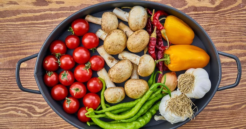 Durée de vie d'un plant de tomate cerise : jusqu'où peut-il tenir ?