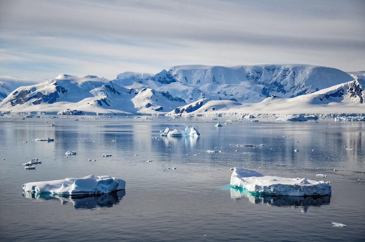 L’Antarctique voit une augmentation de son volume de glace : une remise en question du réchauffement climatique ?