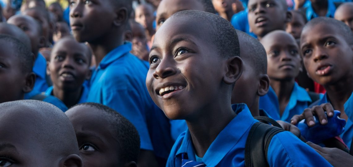 découvrez comment l'éducation durable transforme l'apprentissage en intégrant des pratiques respectueuses de l'environnement, favorisant ainsi un avenir responsable et conscient chez les nouvelles générations.