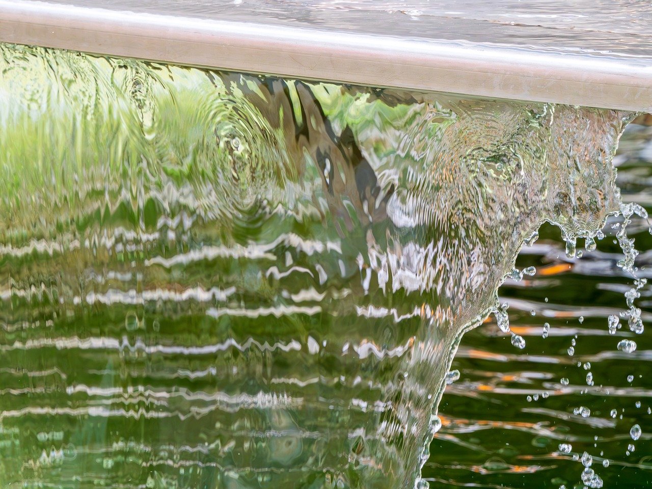 découvrez l'importance de l'eau, ses bienfaits pour la santé, ainsi que des conseils pour une consommation responsable et durable. apprenez à préserver cette ressource essentielle pour notre planète.