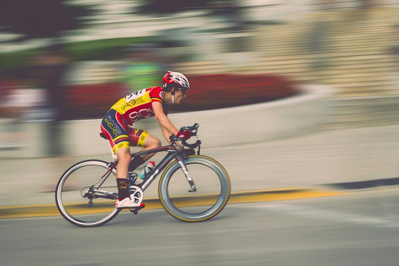 découvrez le monde fascinant du cyclisme : conseils pratiques, itinéraires à explorer, équipements indispensables et bien-être à deux roues. que vous soyez débutant ou cycliste aguerri, plongez dans l'univers du vélo et adoptez un mode de vie actif !