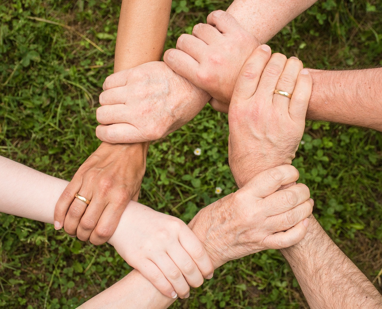 découvrez comment renforcer l'engagement communautaire grâce à des stratégies innovantes et participatives. apprenez à impliquer votre public dans des initiatives locales, à créer des connexions durables et à promouvoir un sentiment d'appartenance au sein de votre communauté.