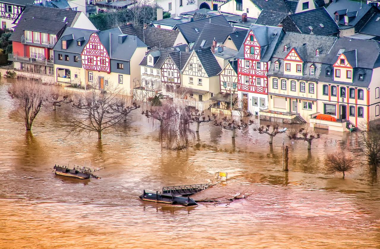 découvrez des informations essentielles sur la sensibilisation aux inondations, incluant des conseils pratiques pour se préparer, des stratégies de prévention et des ressources utiles pour protéger votre famille et votre maison contre les risques d'inondation.