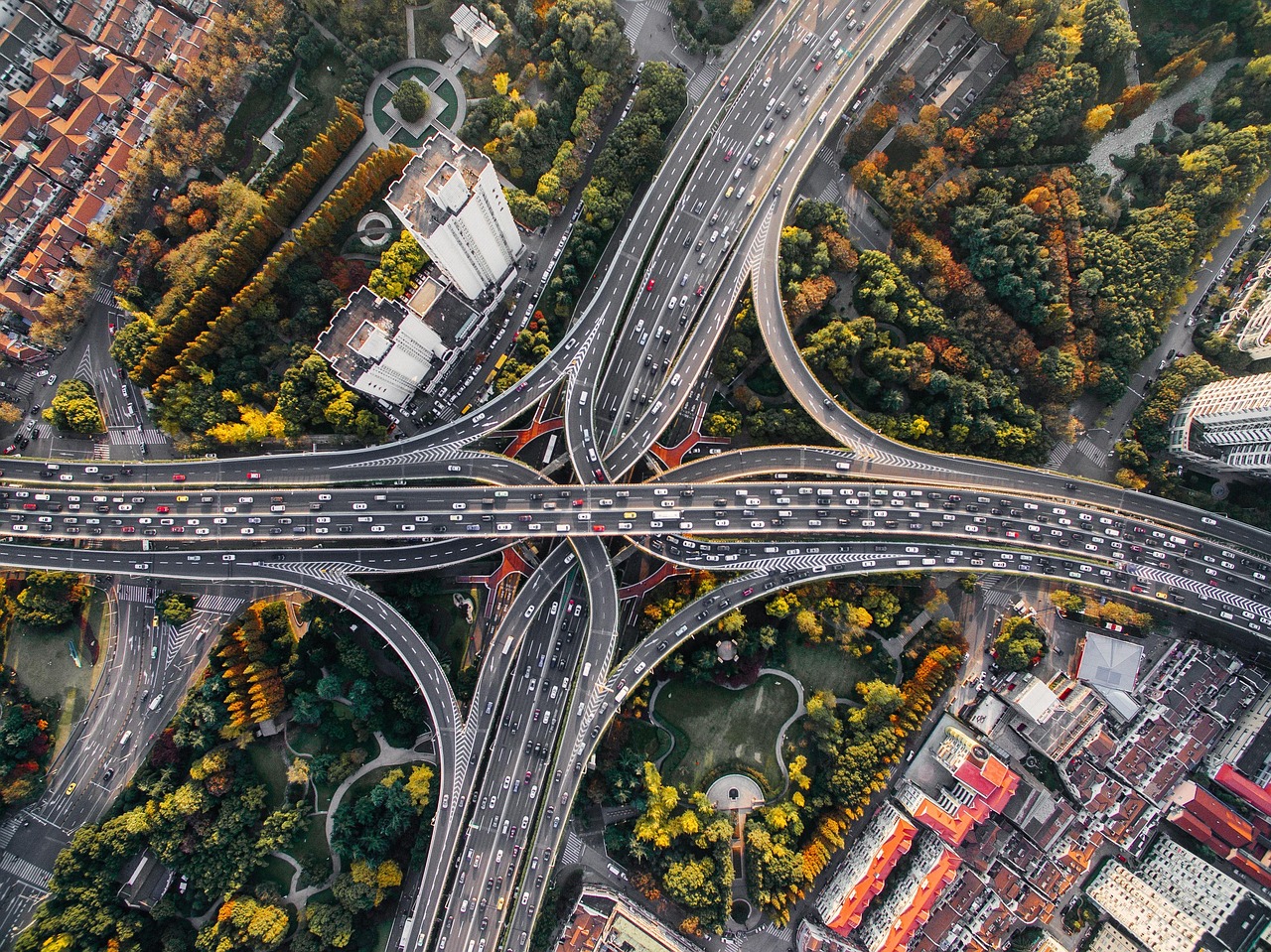 découvrez les infrastructures vertes, une approche innovante pour intégrer la nature dans nos villes. apprenez comment elles améliorent la durabilité, la qualité de vie et la résilience face aux changements climatiques, tout en offrant des solutions écologiques et esthétiques.