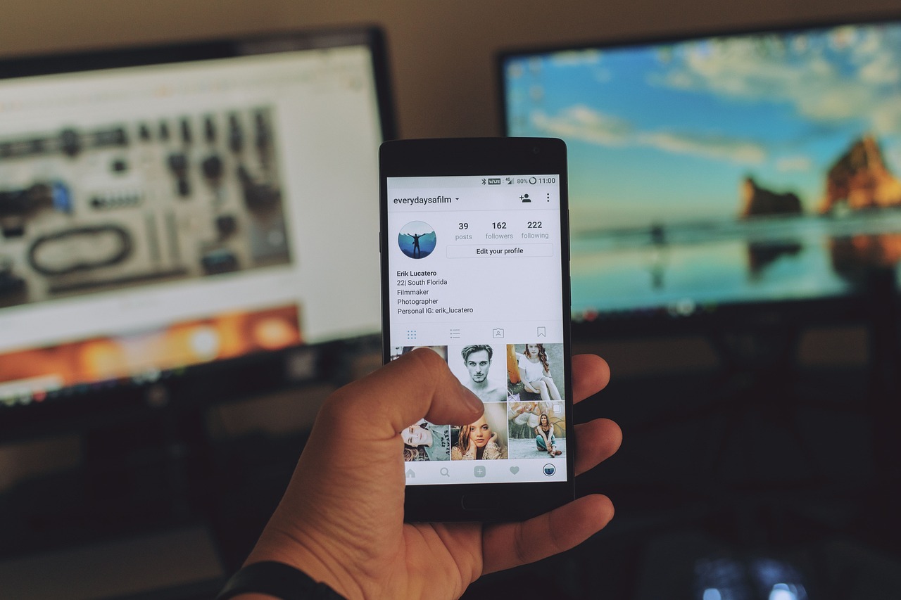 découvrez comment la responsabilité sociale des entreprises façonne notre avenir. explorez les engagements des entreprises envers la durabilité, l'éthique et le bien-être communautaire, et apprenez comment elles influencent positivement la société et l'environnement.