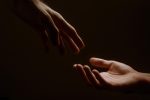 découvrez comment l'éducation solidaire pave la voie vers un avenir inclusif et équitable. explorez des méthodes innovantes pour renforcer la solidarité au sein des communautés et favoriser l'apprentissage collaboratif.