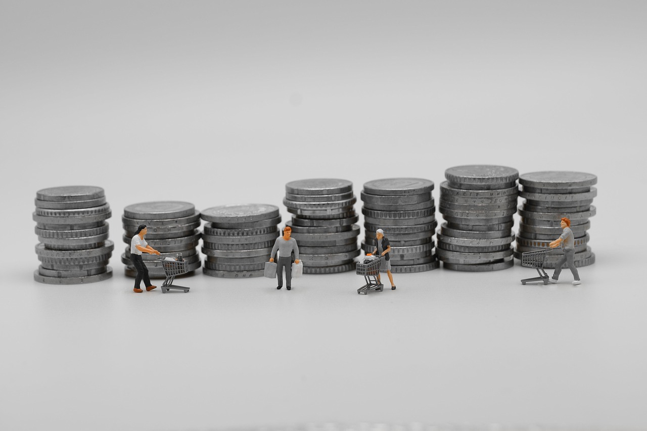 découvrez le phénomène de la consommation ostentatoire, où l'acquisition de biens et services devient un moyen d'affirmer son statut social. explorez les motivations, les impacts culturels et économiques de cette tendance marquée par le besoin de montrer sa richesse et son succès.