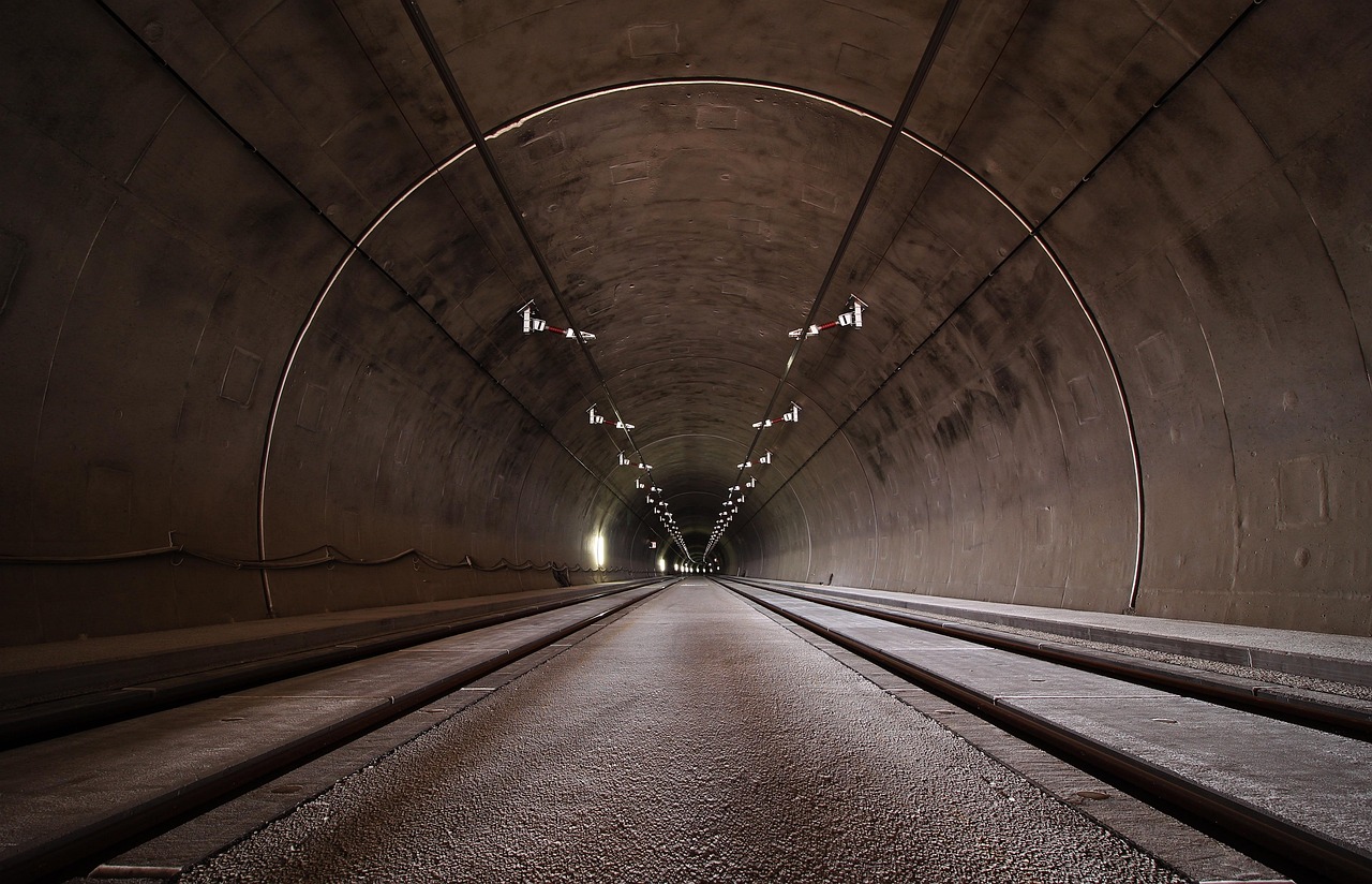 découvrez l'importance des infrastructures dans le développement économique et social. explorez les différents types d'infrastructures, leur impact sur la vie quotidienne, et les défis liés à leur maintenance et rénovation.