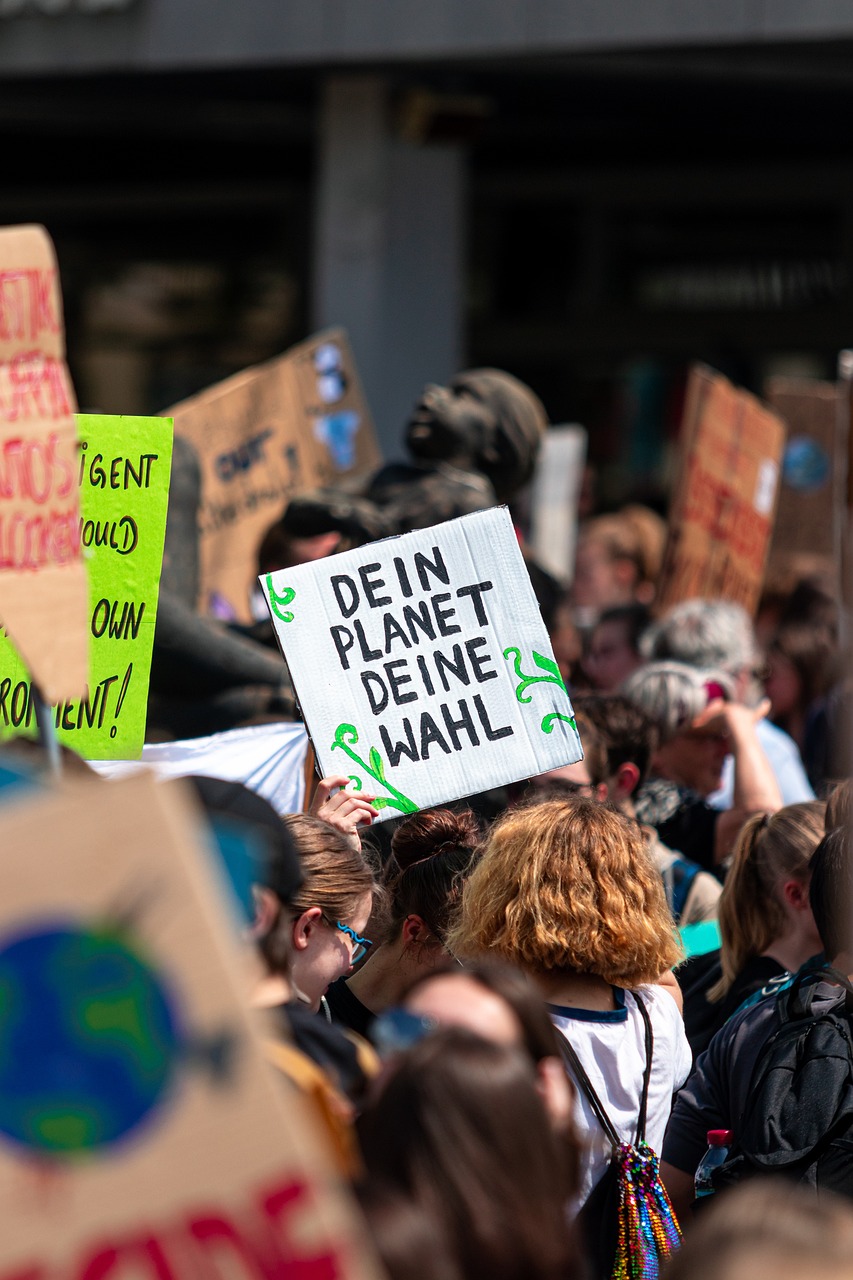 découvrez tout sur le climat : tendances actuelles, causes du changement climatique, effets sur l'environnement et solutions concrètes pour agir dès aujourd'hui.