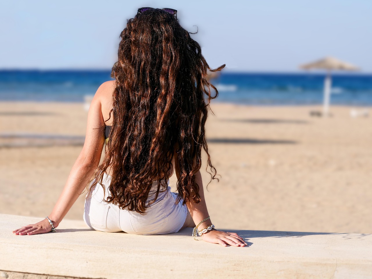 découvrez tout ce qu'il faut savoir sur les vagues de chaleur (heatwave) : causes, conséquences, conseils pour se protéger et actualités sur les épisodes de canicule en france et dans le monde.