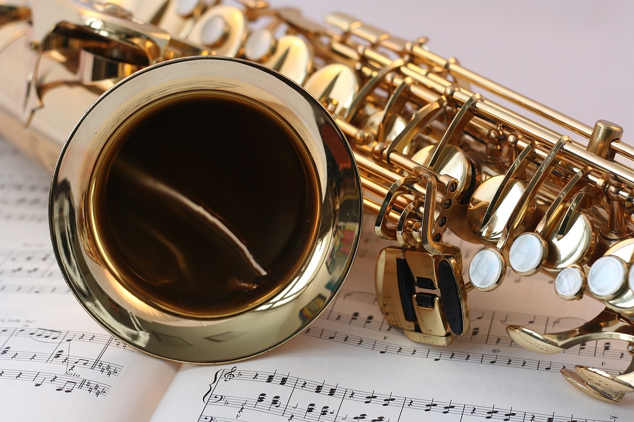 découvrez l'univers du musical : actualités, critiques, histoires et coulisses de vos spectacles musicaux préférés. plongez dans la magie de la scène !