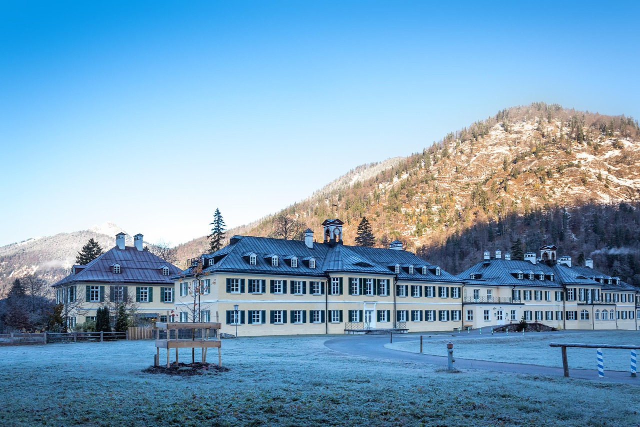 d&eacute;couvrez l'&eacute;ducation au changement climatique : sensibilisation, solutions durables et actions pour prot&eacute;ger notre plan&egrave;te.