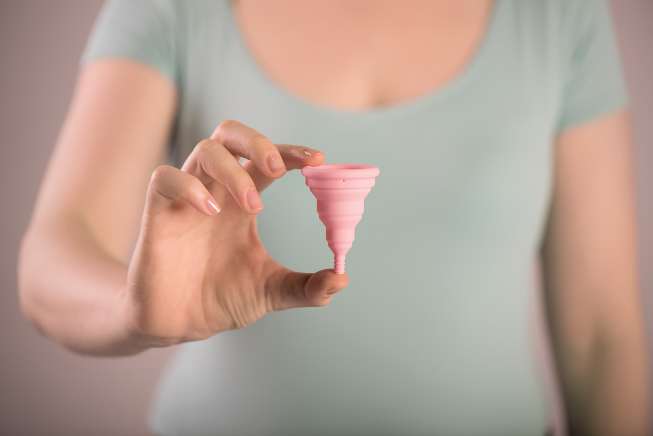 sensibilisation aux menstruations : d&eacute;couvrez l'importance de comprendre et de g&eacute;rer naturellement votre cycle menstruel pour une meilleure sant&eacute; et bien-&ecirc;tre.