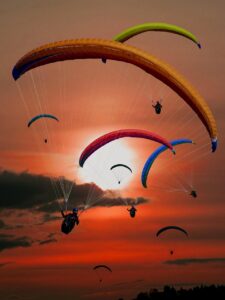d&eacute;couvrez l'esprit d'aventure avec adventurer : explorez de nouveaux horizons, relevez des d&eacute;fis passionnants et vivez des exp&eacute;riences inoubliables.