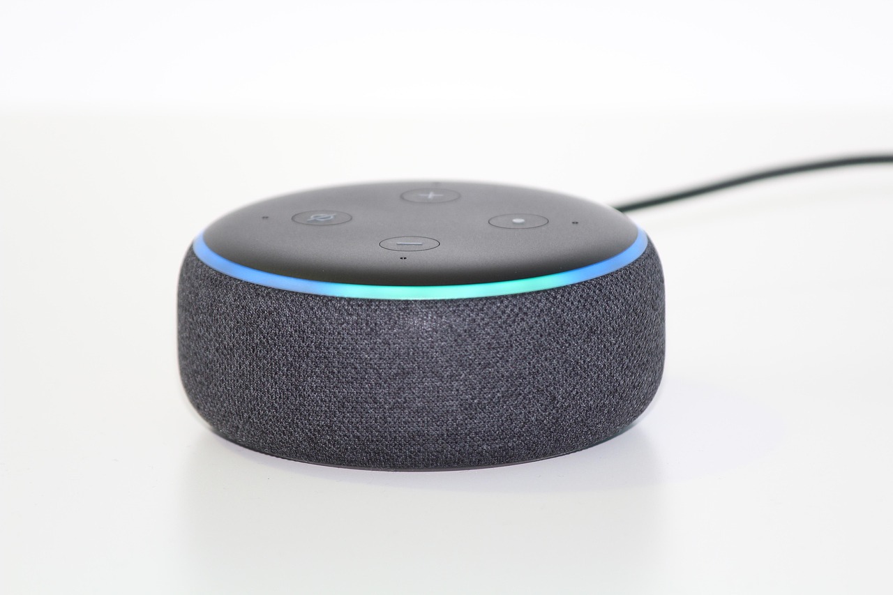 amazon est une plateforme de commerce en ligne offrant une large gamme de produits, allant des livres aux appareils &eacute;lectroniques, avec livraison rapide et service client de qualit&eacute;.