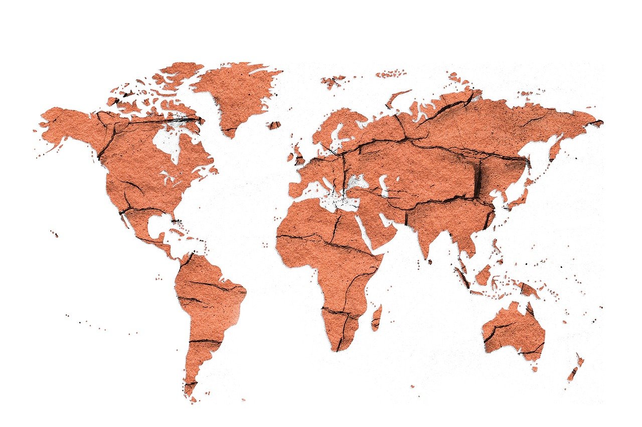 carte climatique interactive montrant les variations de temp&eacute;rature, pr&eacute;cipitations et autres donn&eacute;es environnementales &agrave; travers le monde.