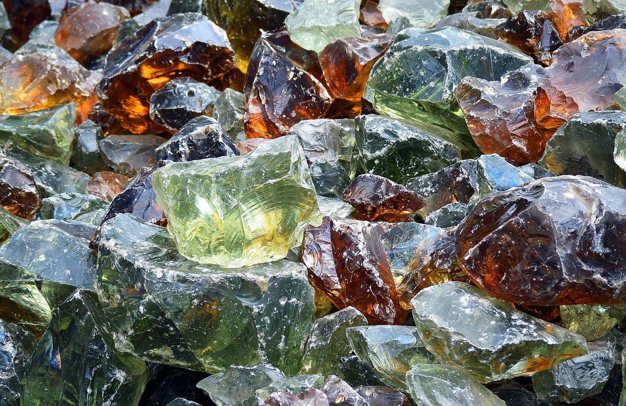 d&eacute;couvrez l'upcycling : transformez vos objets et mat&eacute;riaux usag&eacute;s en pi&egrave;ces uniques et cr&eacute;atives pour un mode de vie durable et &eacute;co-responsable.
