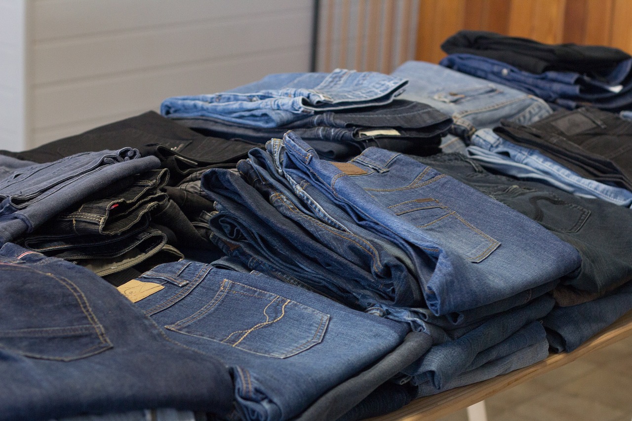 d&eacute;couvrez l'upcycling, une d&eacute;marche &eacute;cologique qui transforme les d&eacute;chets en objets uniques et cr&eacute;atifs, alliant durabilit&eacute; et style.